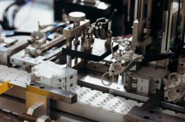 EKF при поддержке ФРП запустил автоматизированное производство модульного оборудования на собственном производстве электротехнической продукции